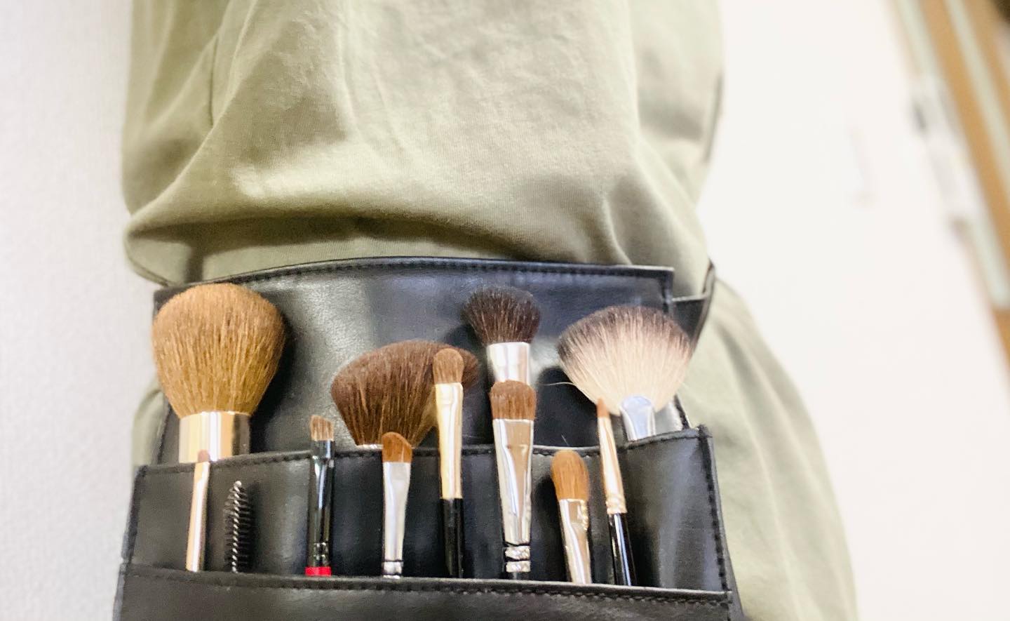 明日は久しぶりにコレの出番♬#メイク#フォトシュート #写真撮影