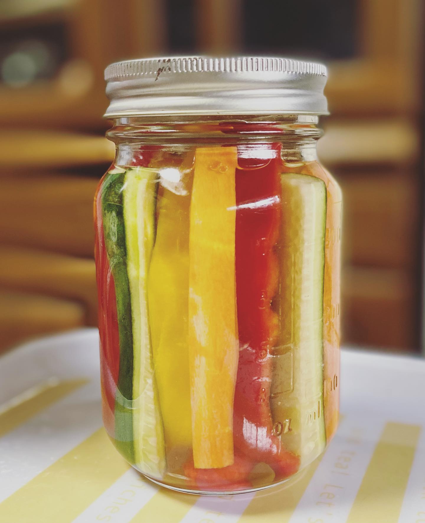 左腕が痛くはなって来ましたが、ピクルス作りは完了。#ピクルス #自家製ピクルス #すっぱいものがおいしい #紅白なますまで好きになった